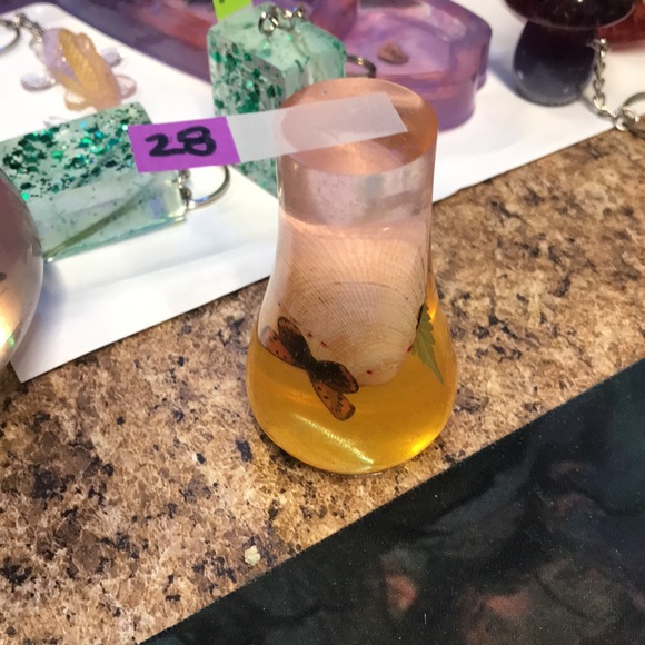 Epoxy Resin Mushroom 🍄 Stem with shell 🐚 & leaf 🦋 Decor by Me 💕 - Picture 1 of 5